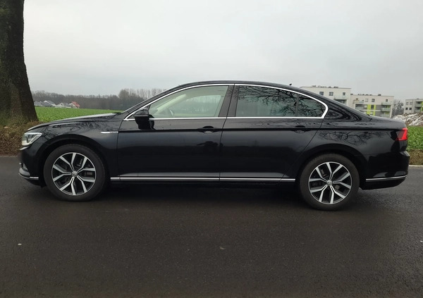 Volkswagen Passat cena 78359 przebieg: 253000, rok produkcji 2018 z Nekla małe 631